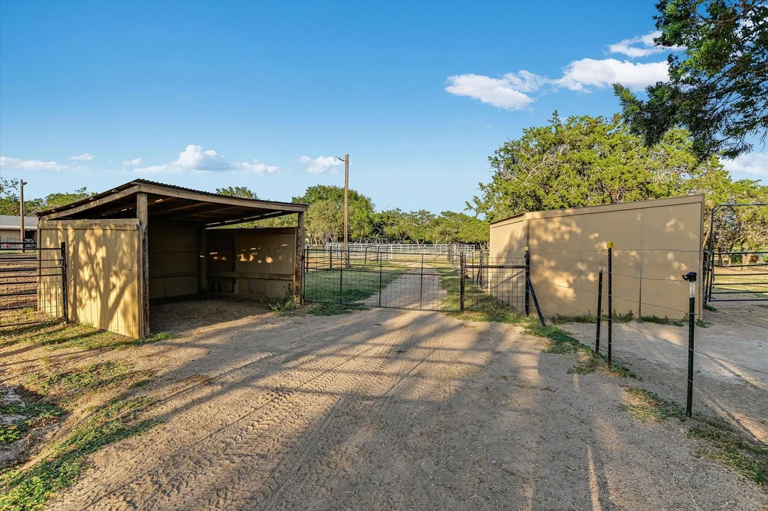 Photo of 1005 County Road 414