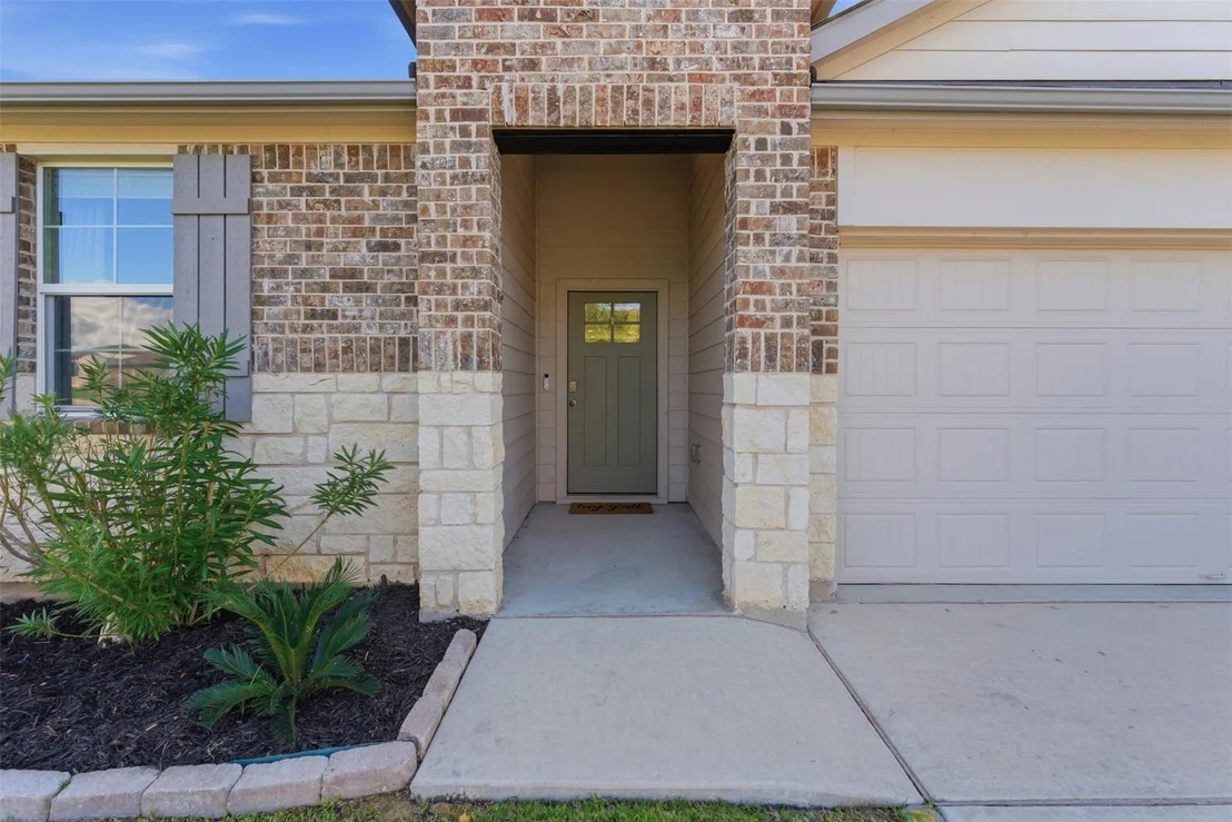Photo of 220 Apache Plum DR