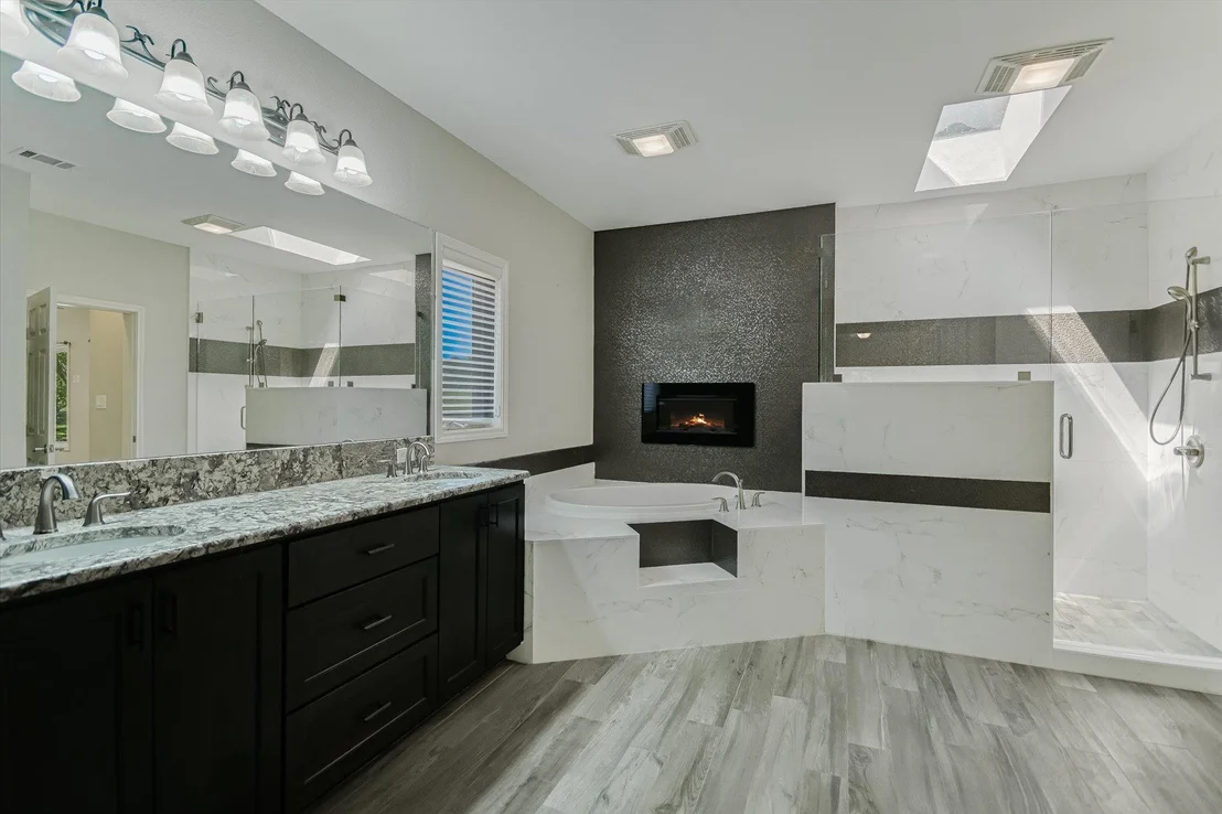 Photo of 306 Blue Ground