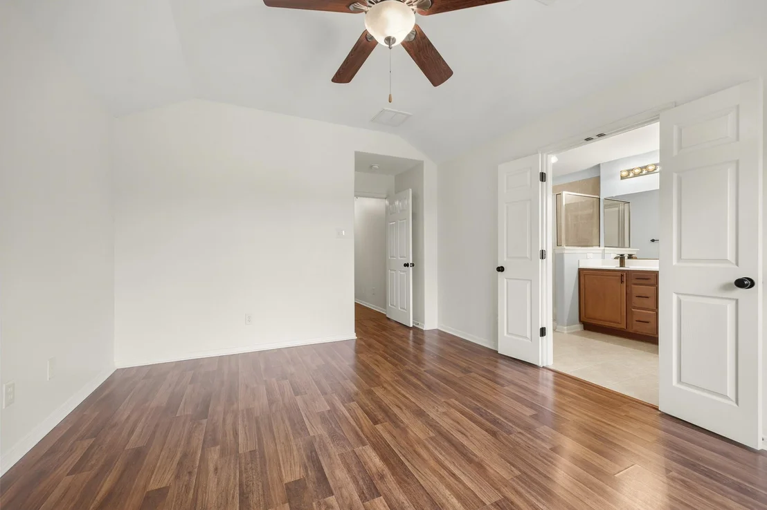 Photo of 813 Kevin Taylor DR