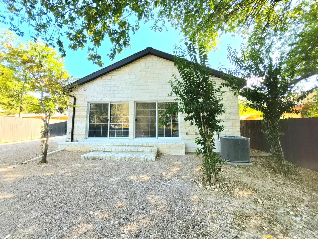 Photo of 2201 Teri RD