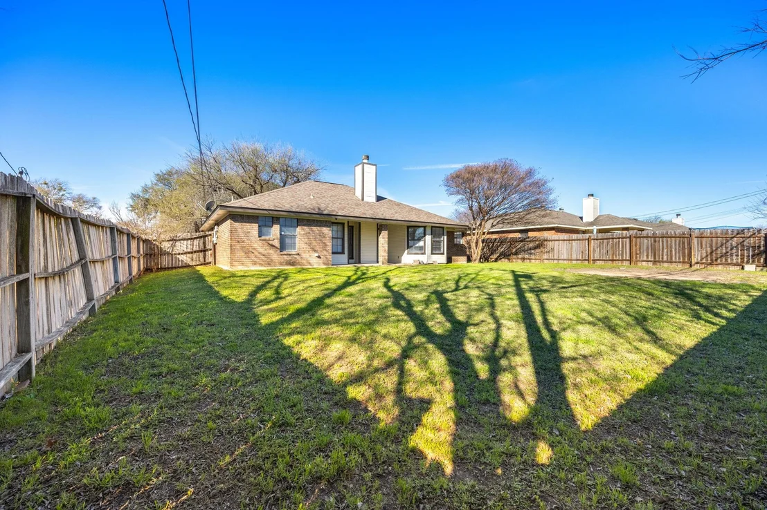 Photo of 5105 Shawn DR