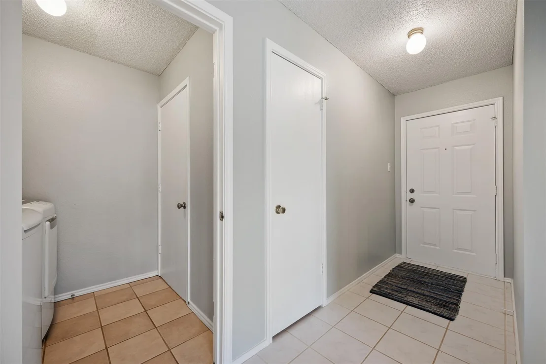 Photo of 1426 Elm Brook DR