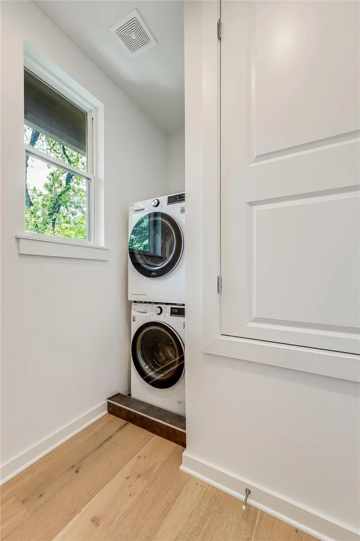 Photo of 1213 Taylor ST