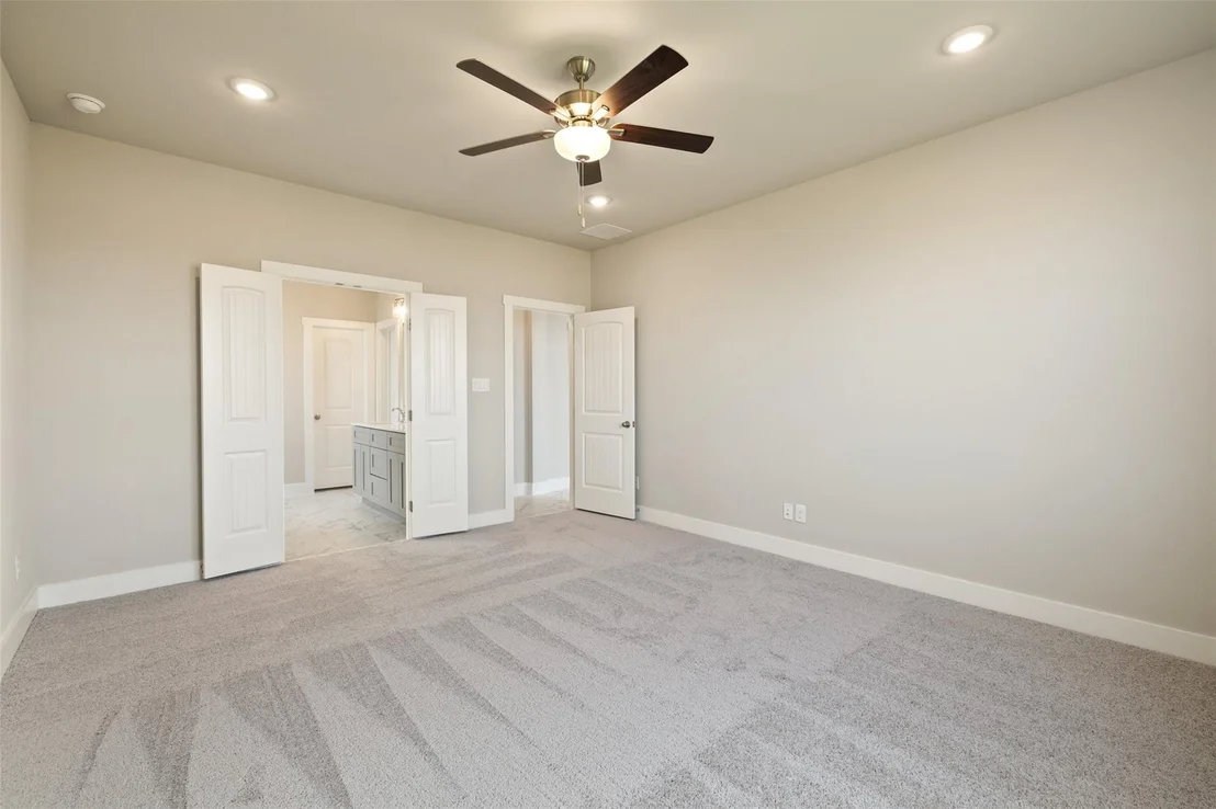 Photo of 19104 Moreland LN