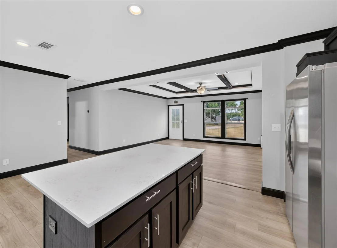 Photo of 1106 Hi Line DR