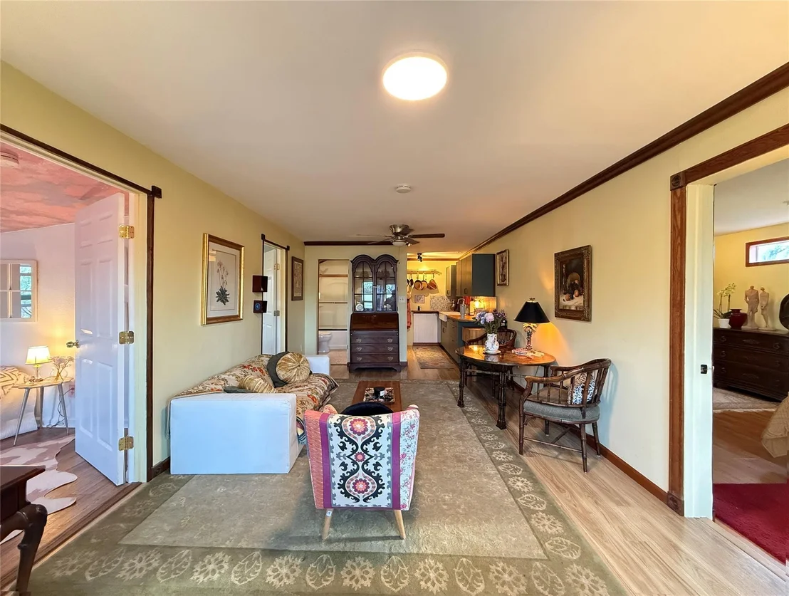Photo of 1153 Skyline RD