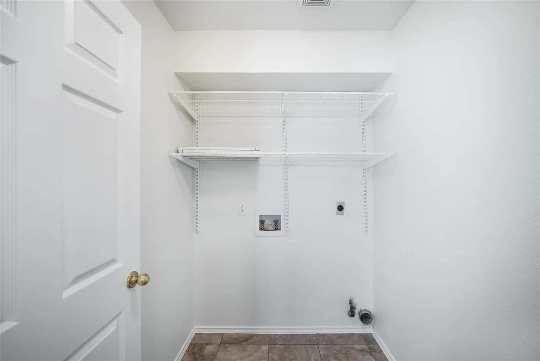 Photo of 13533 Albania WAY