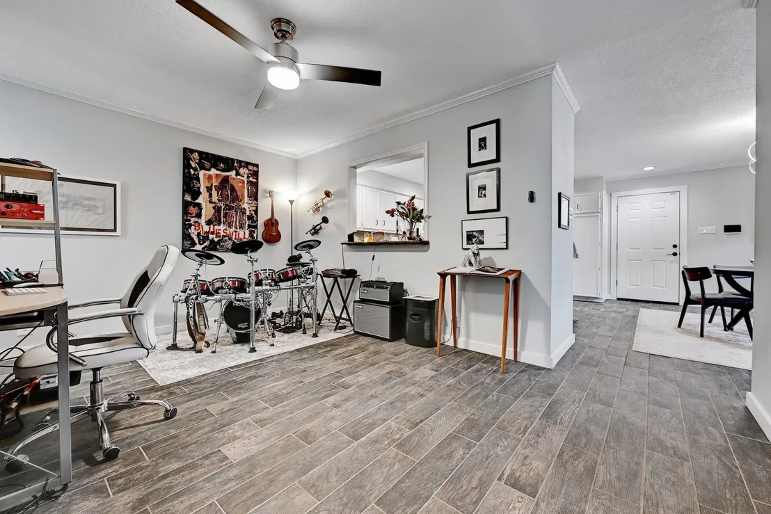 Photo of Unit C at 11133 Pinehurst DR