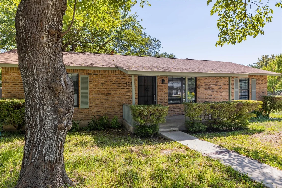 Photo of 1204 Barbara DR
