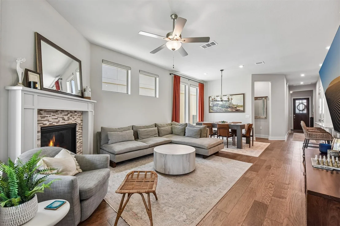 Photo of 240 Diamondback DR
