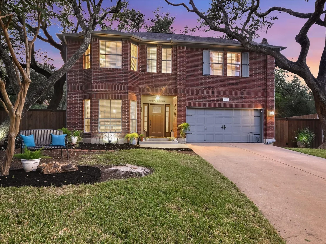 Photo of 1811 Azalea DR