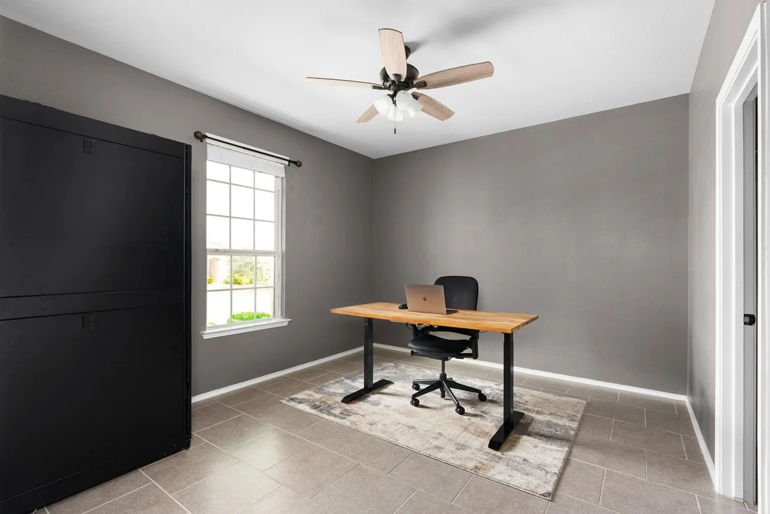 Photo of 7005 Longford TRL
