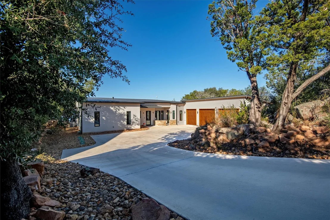 Photo of 247 Peninsula DR