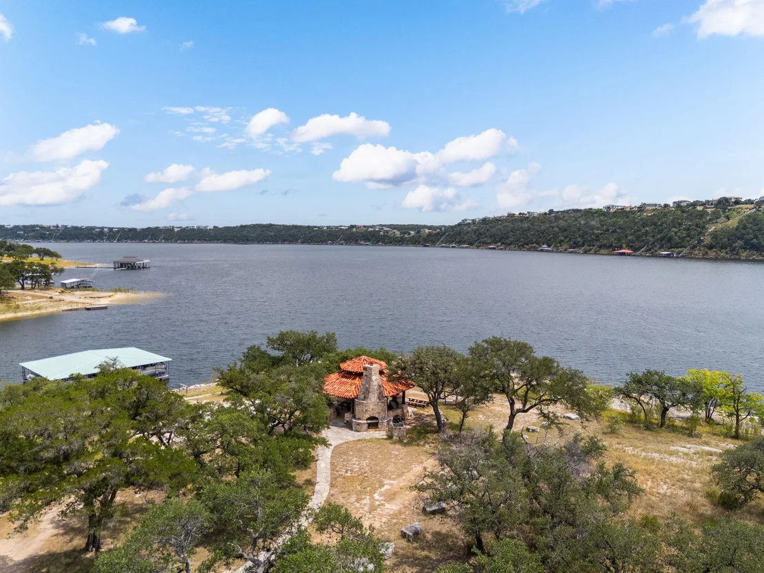 Photo of 707 Moonlight Bay DR