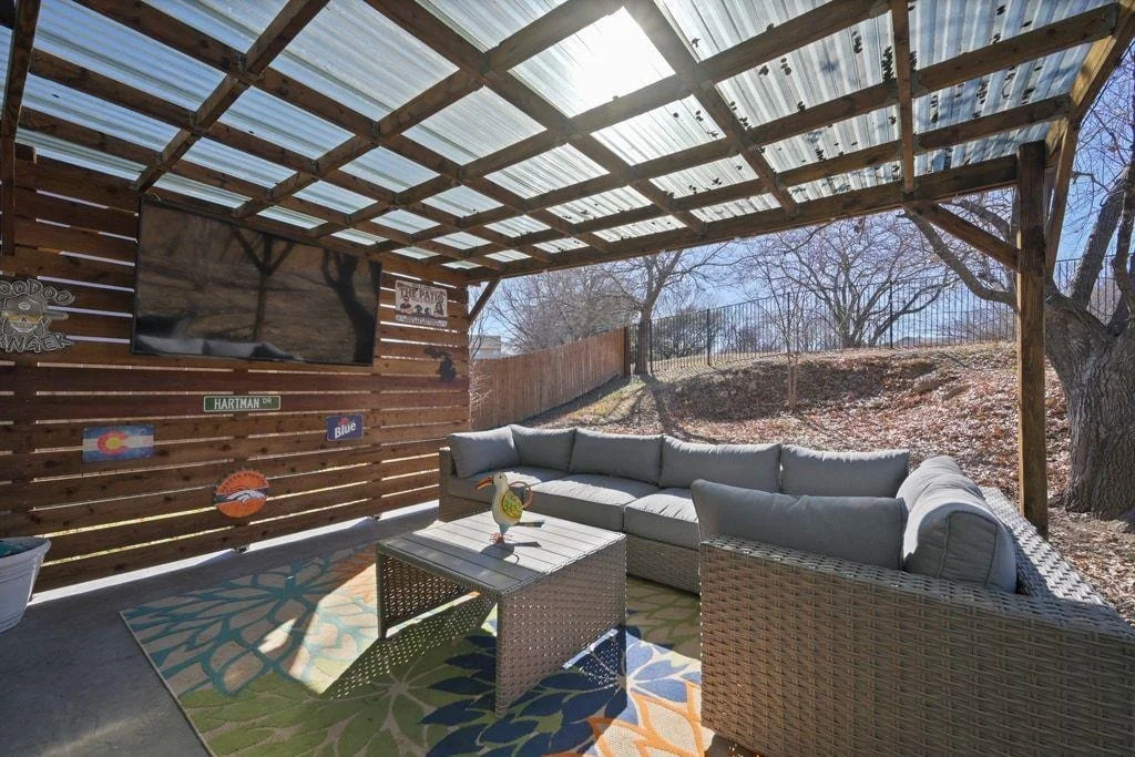 Photo of 1506 Clearview LOOP