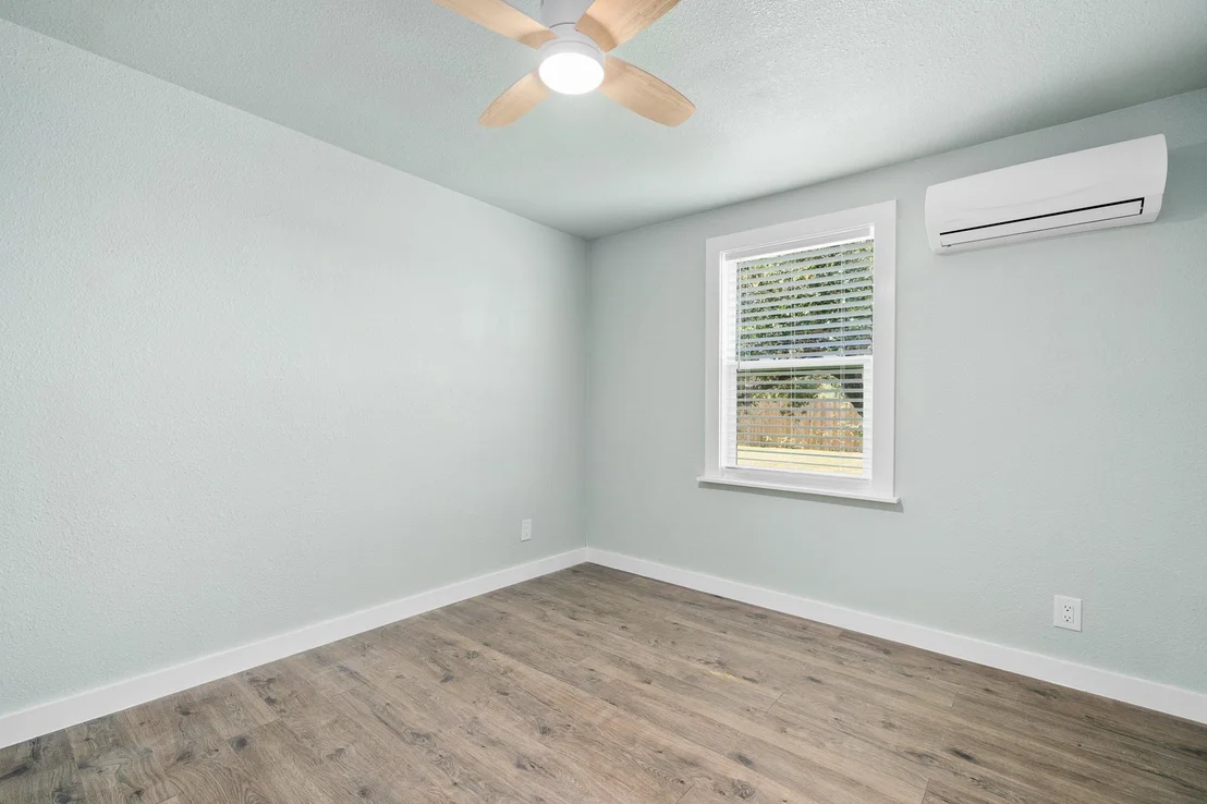 Photo of 248 Post Oak LN