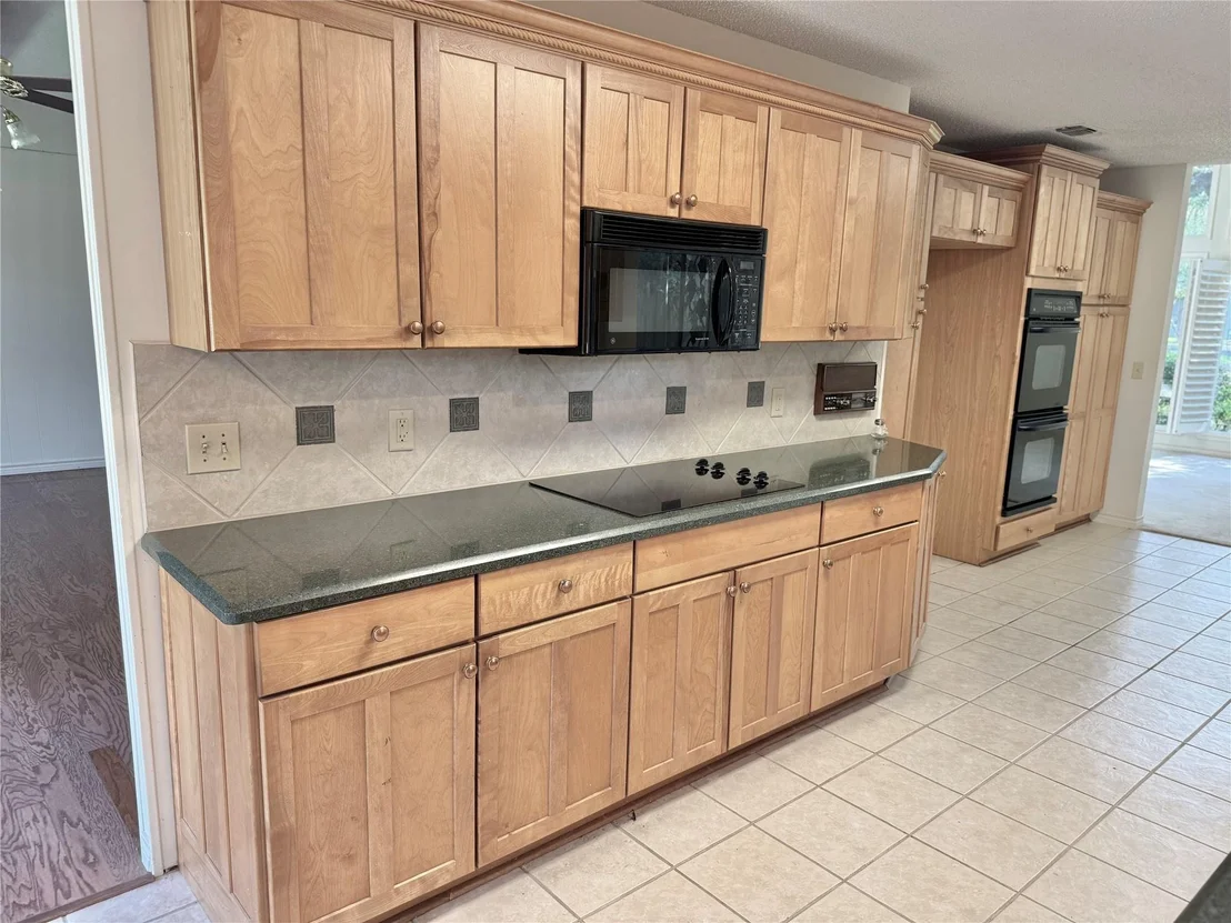 Photo of 11906 Brookwood CIR