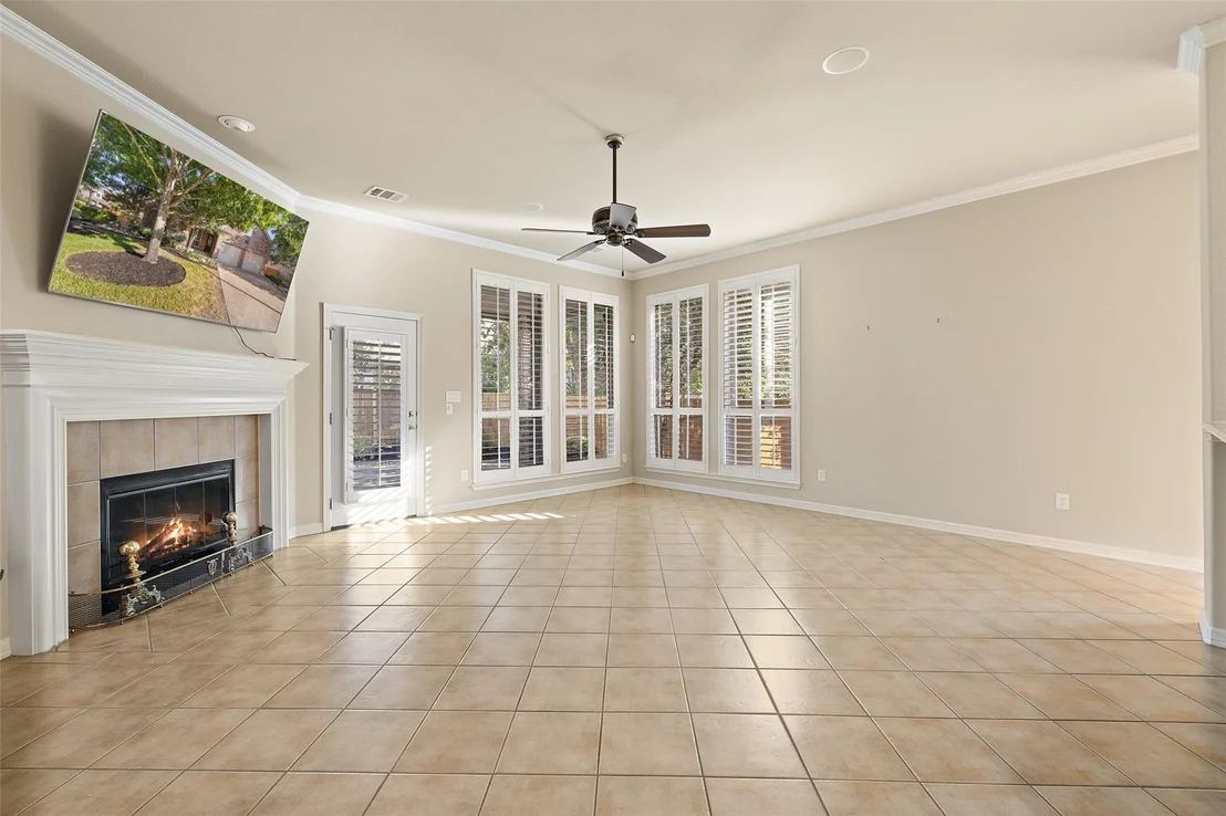 Photo of 1111 Hillridge DR