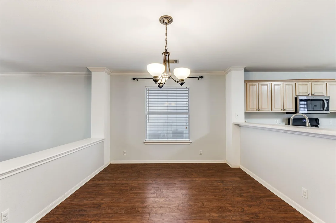 Photo of 272 Tobin DR
