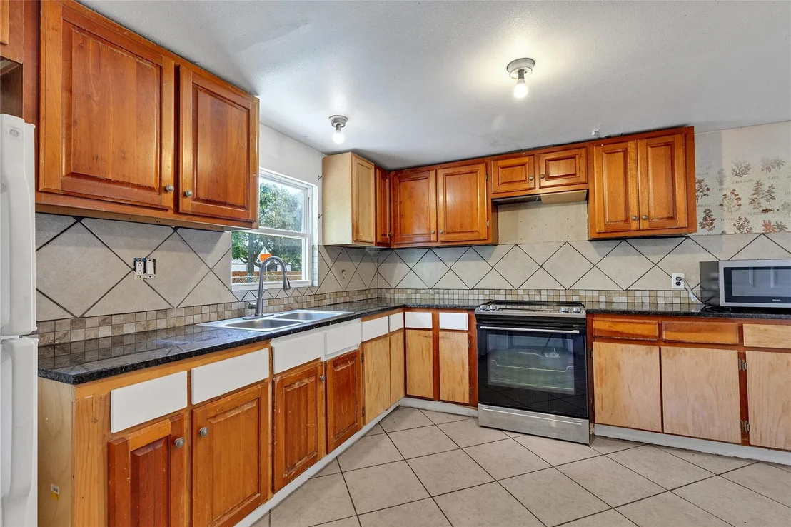 Photo of 101 E Ash ST