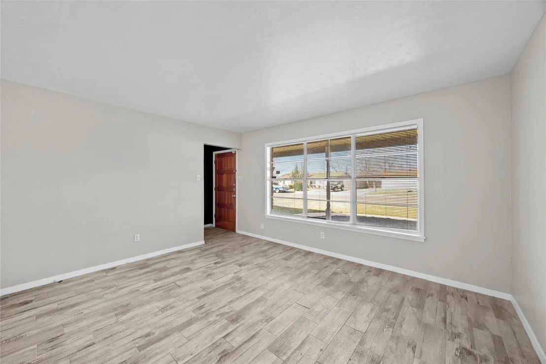 Photo of 1302 Cedar DR