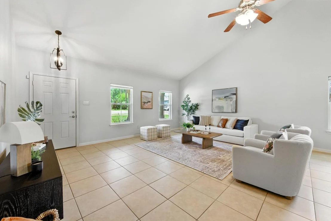 Photo of 2215 Stonehaven