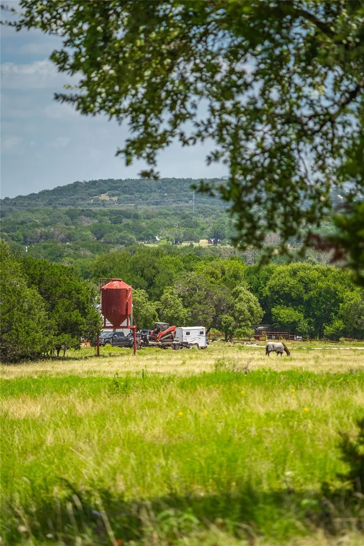 Photo of 301 Blessing Ranch RD