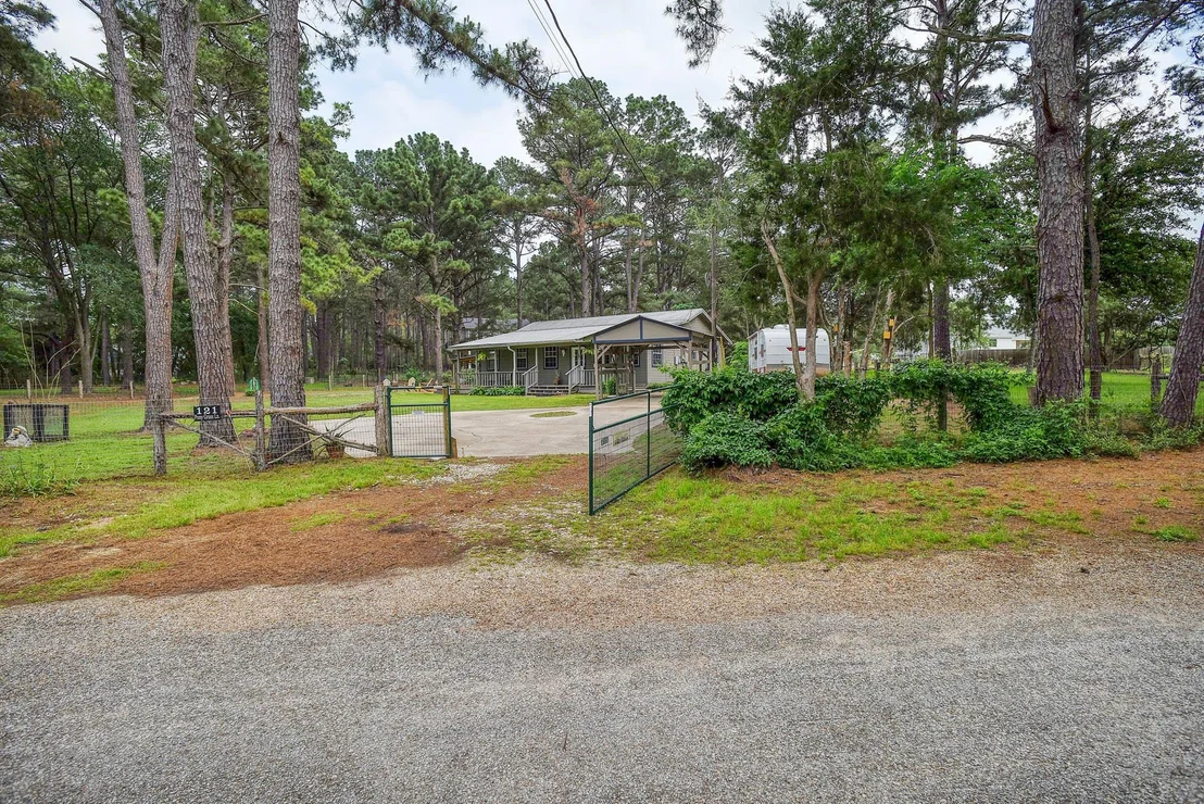 Photo of 121 Pony Grass LN