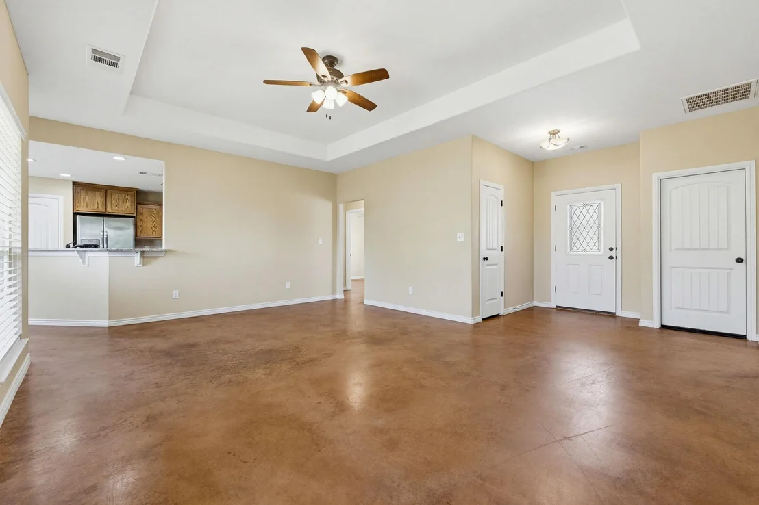 Photo of 1124 Limestone DR