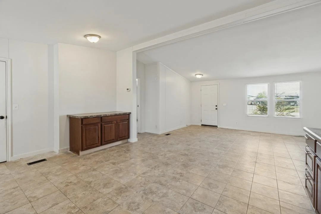 Photo of 141 Davie LN