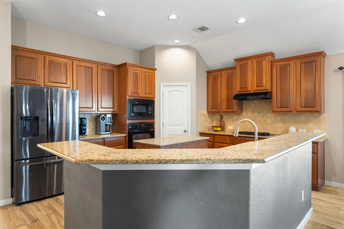 Photo of 407 Victoria DR
