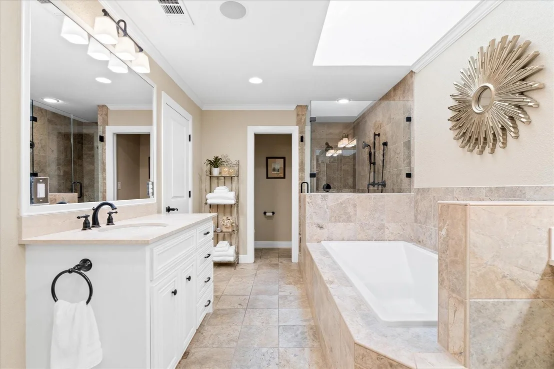 Photo of 10718 Pickfair DR