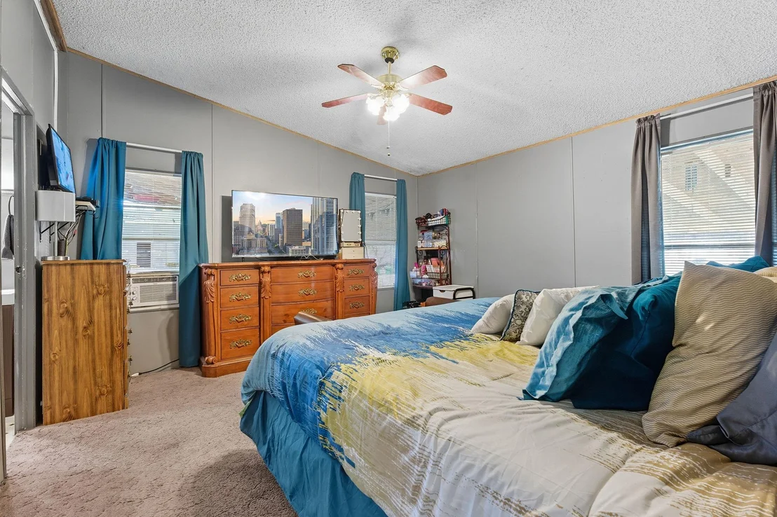 Photo of 813 Petras WAY