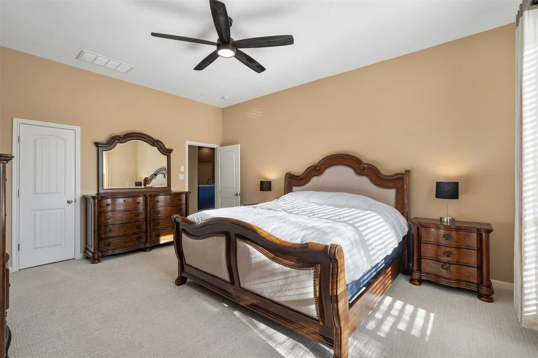 Photo of 407 Victoria DR