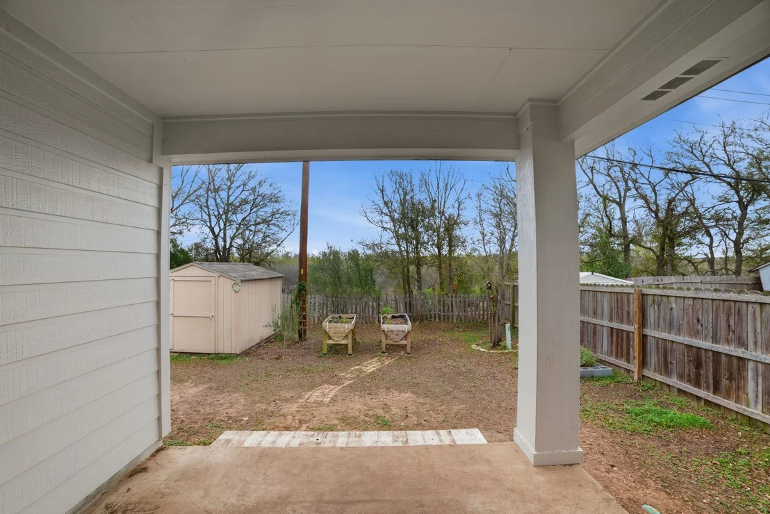 Photo of 104 S Mockingbird CIR