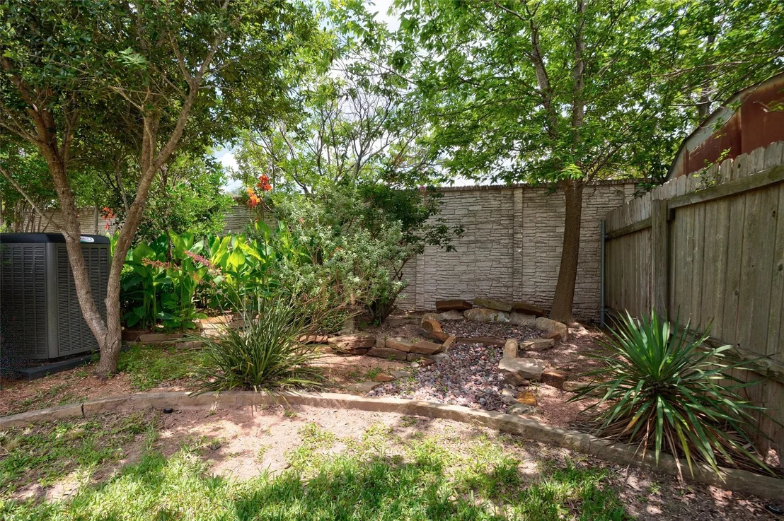 Photo of 14513 Robert I Walker BLVD