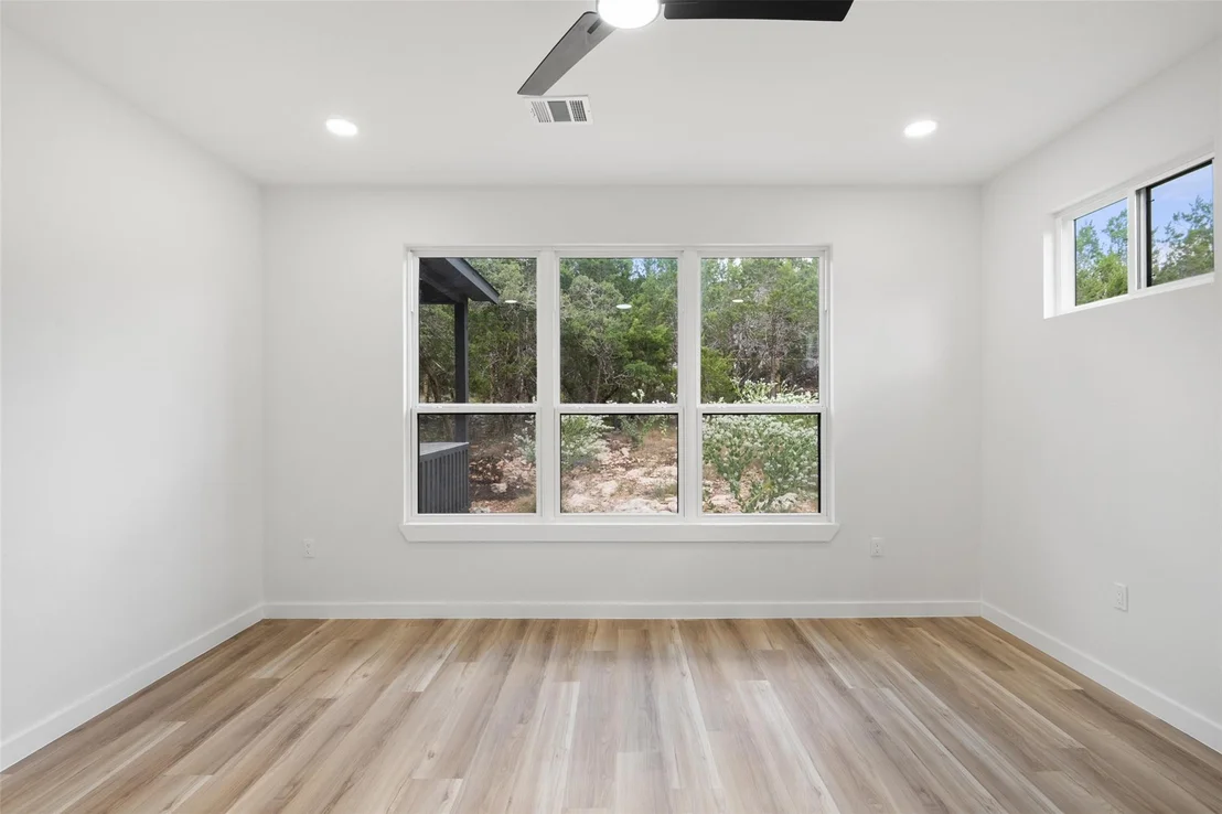 Photo of 30 Creek Side DR