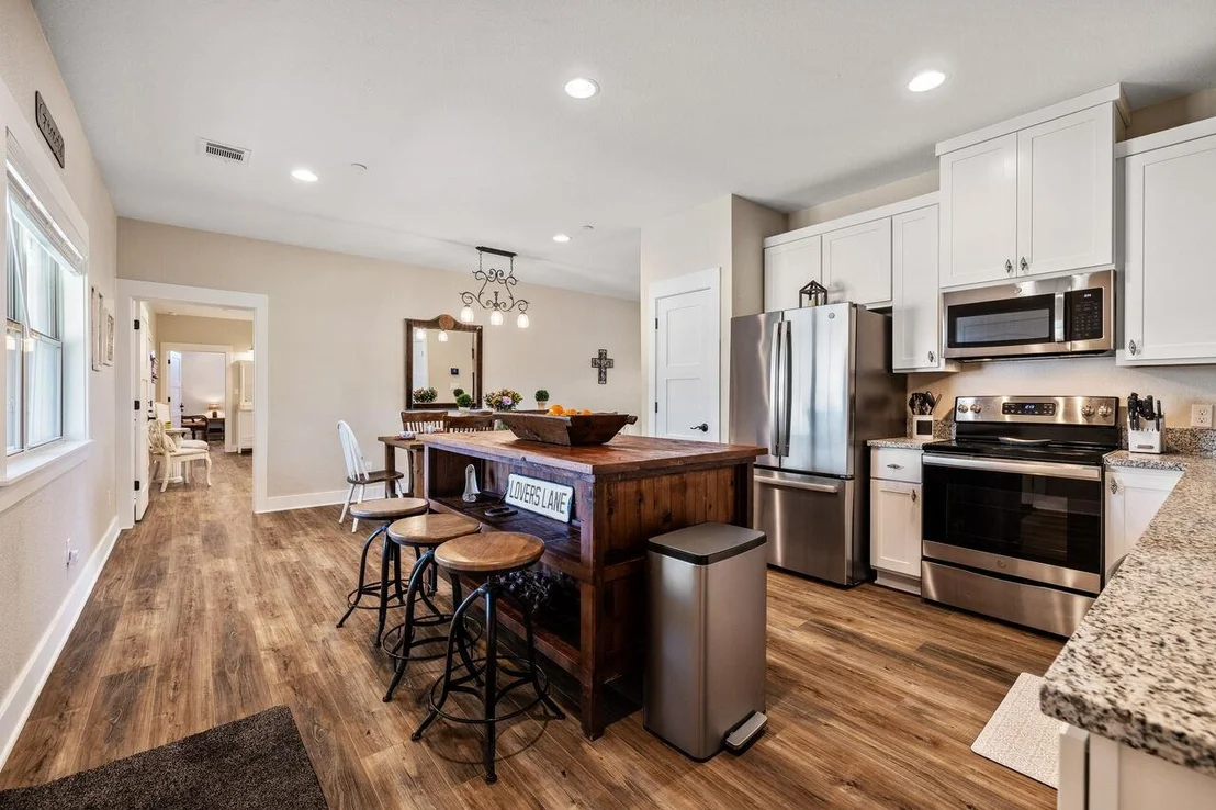Photo of 25404 Hamilton Pool RD