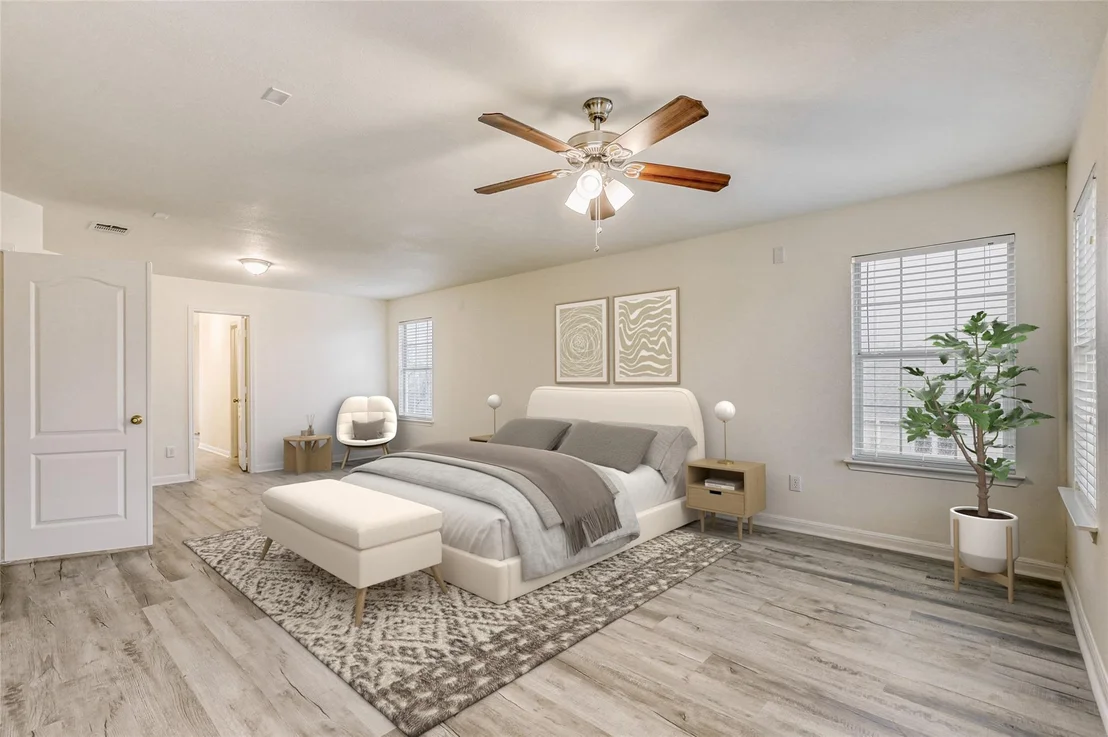 Photo of 113 Silver Lace LN