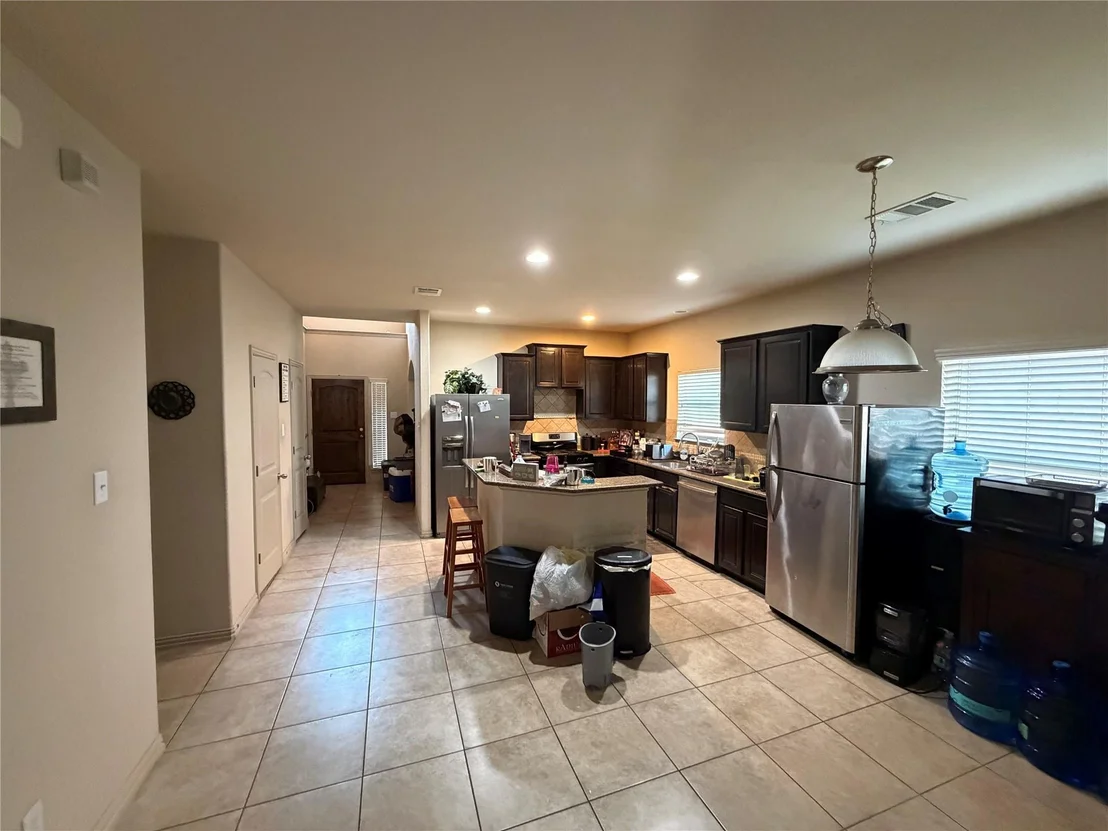 Photo of 2328 Ambling TRL
