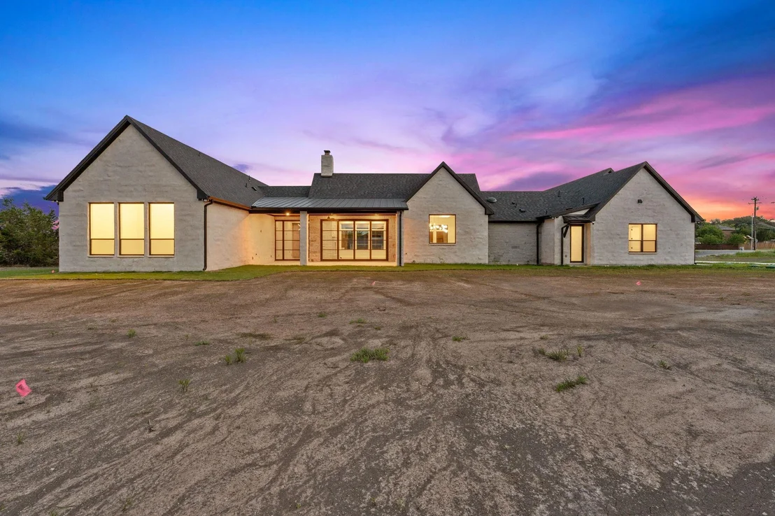 Photo of 501 Rawhide LN
