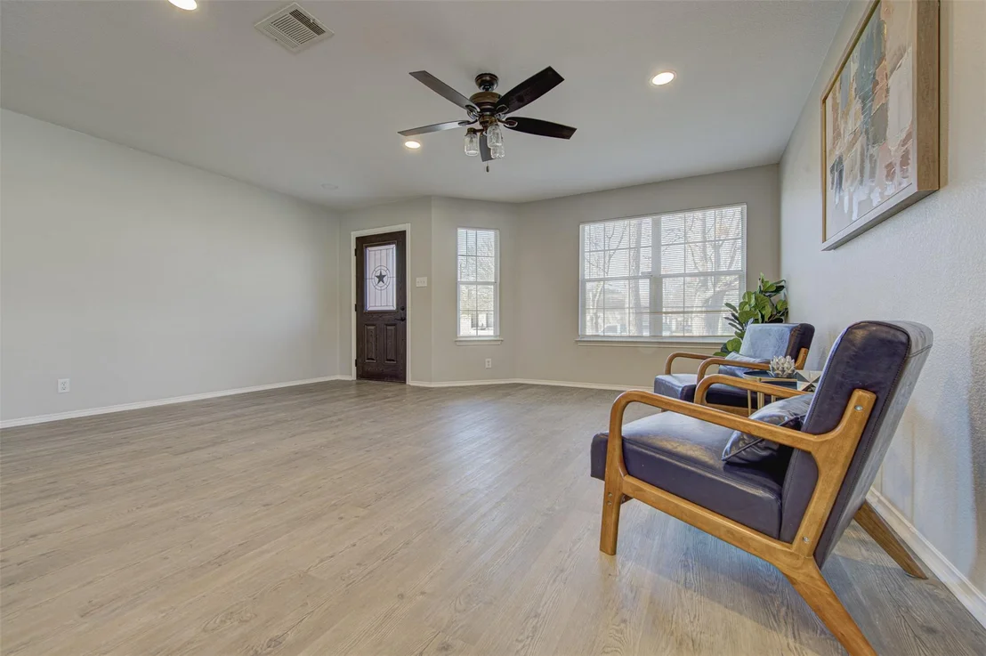 Photo of 749 Blair Ave