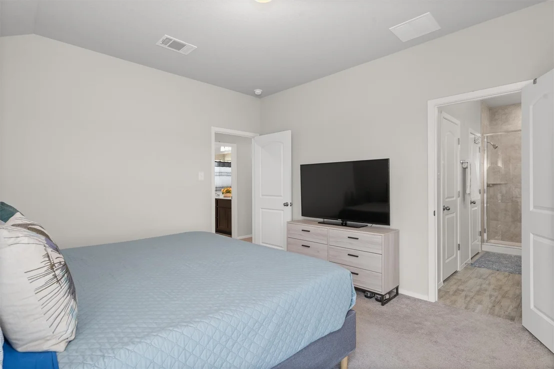 Photo of 420 Black Opal DR