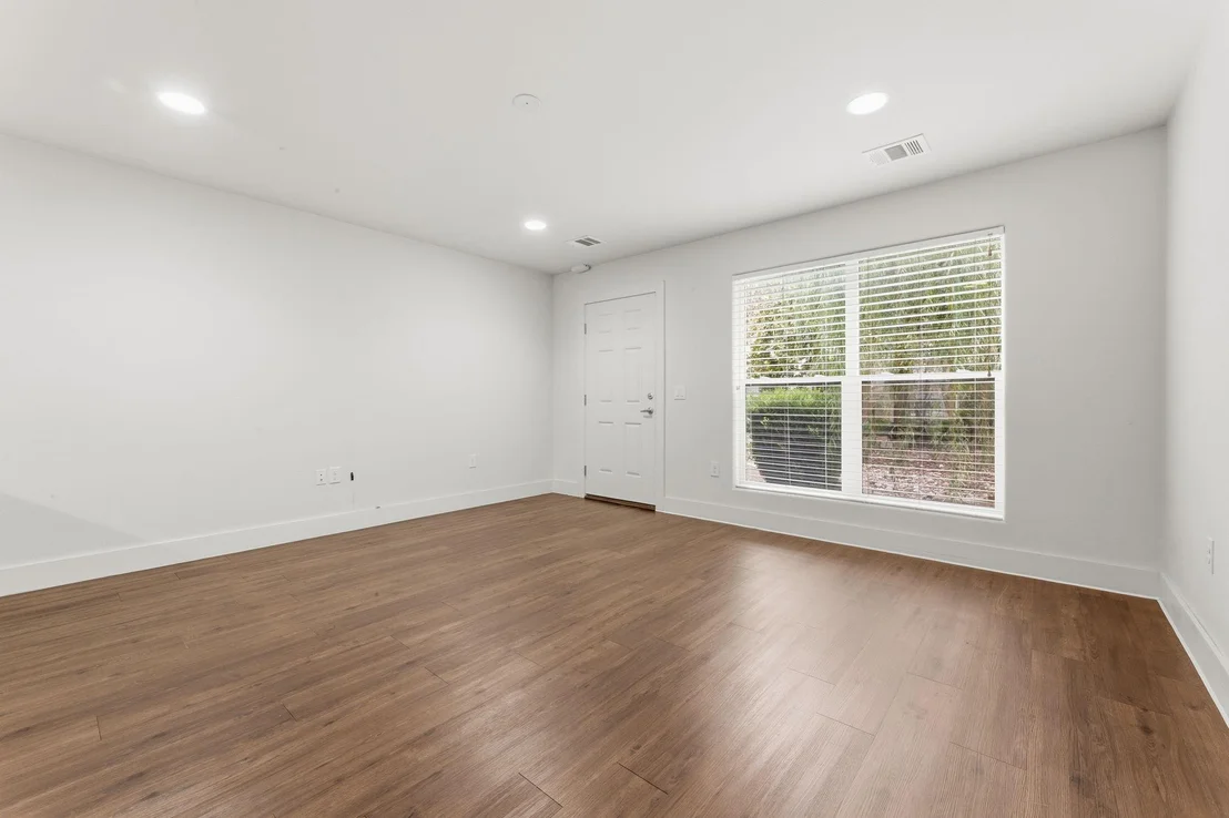 Photo of Unit 708 at 1101 Grove BLVD