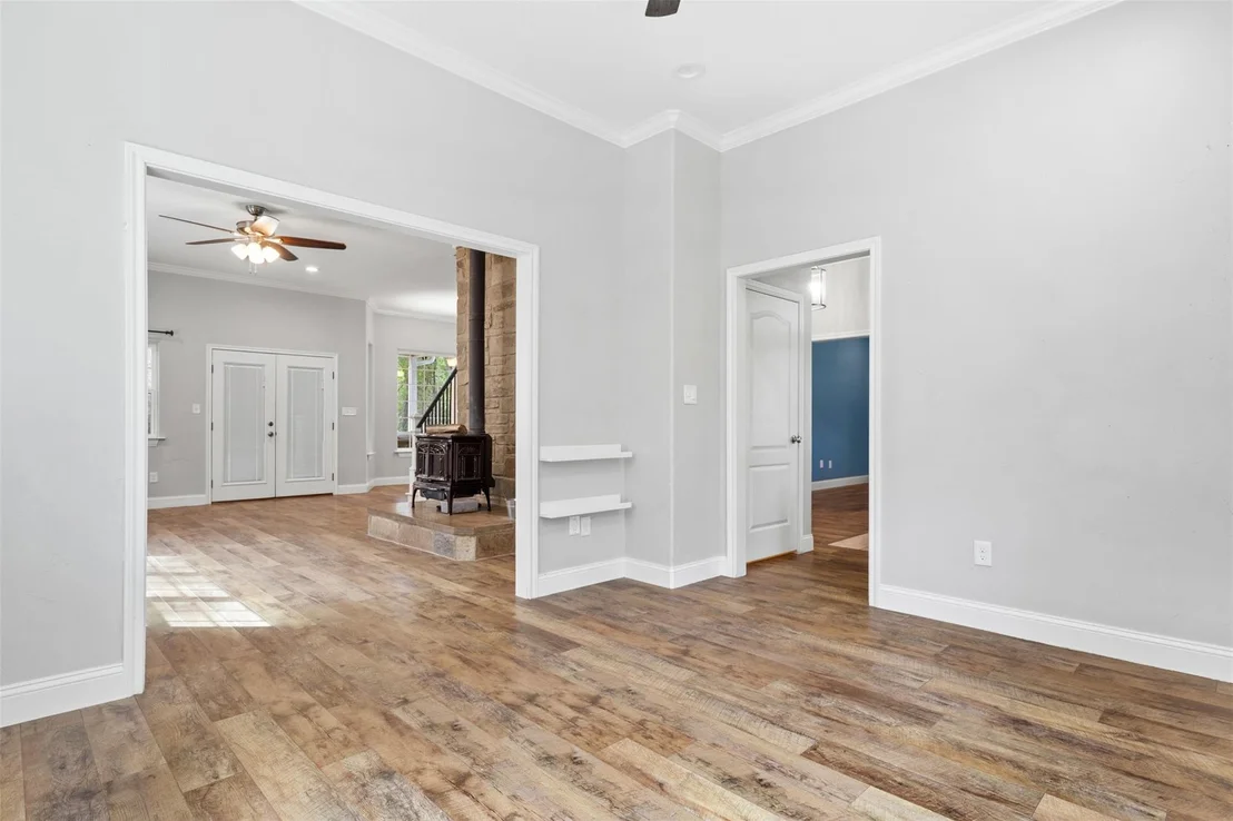 Photo of 275 Woodruff RD