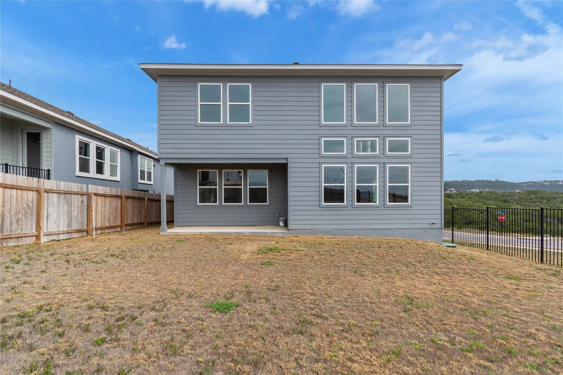Photo of 8500 Red Bottle Brush RD