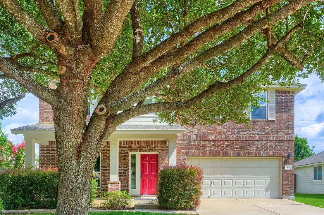 Photo of 7813 Squirrel Hollow DR