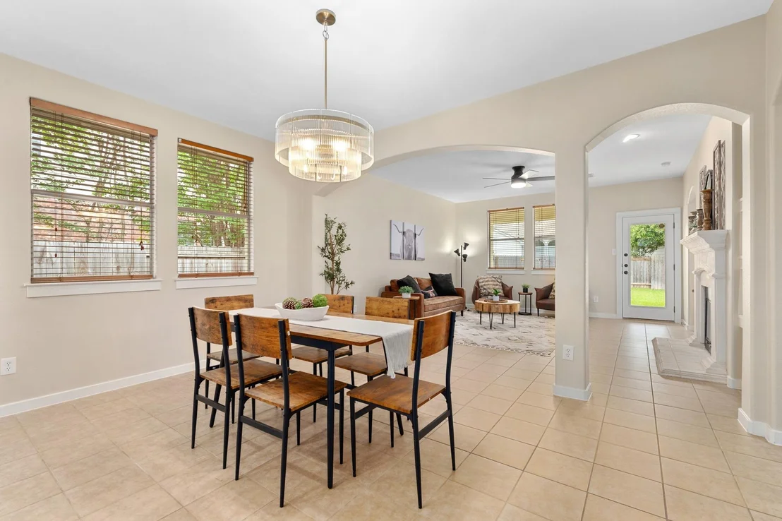 Photo of 105 Rosebud LN
