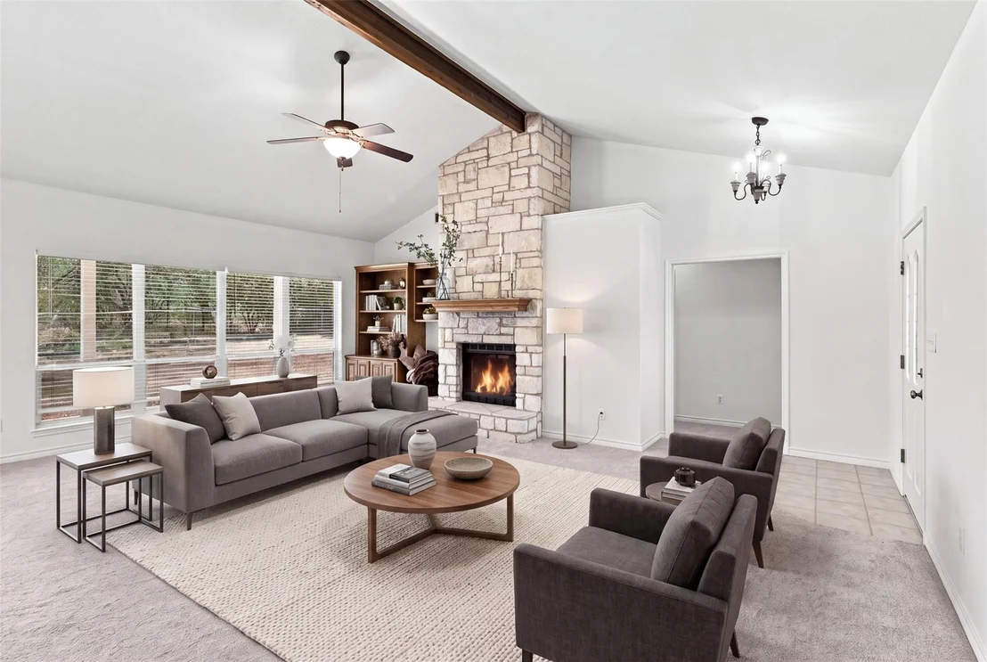 Photo of 3303 E Scenic LOOP